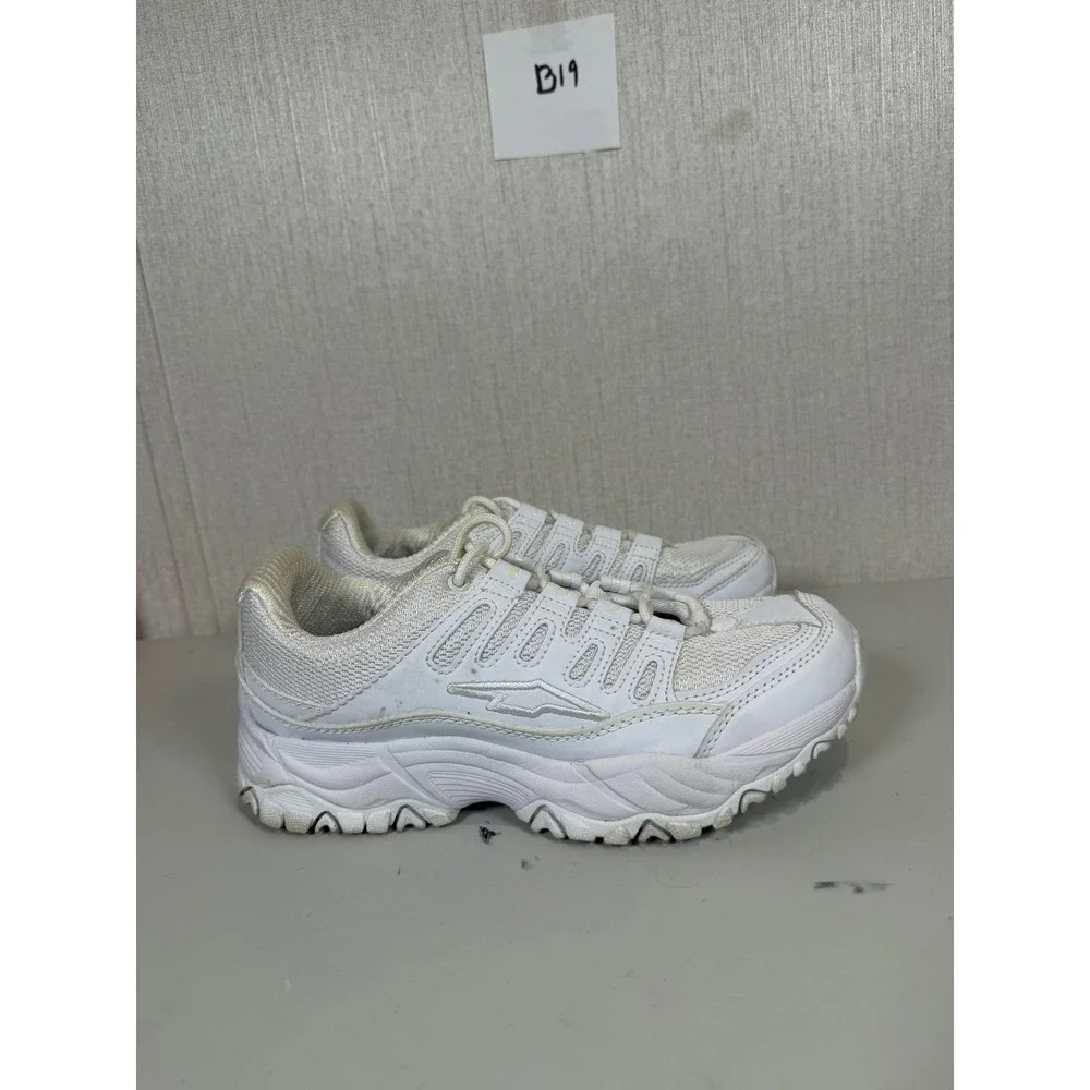 Avia Shoes Womens Size 6 White Mesh Walking Athletic Sneakers WWAV21ESD43